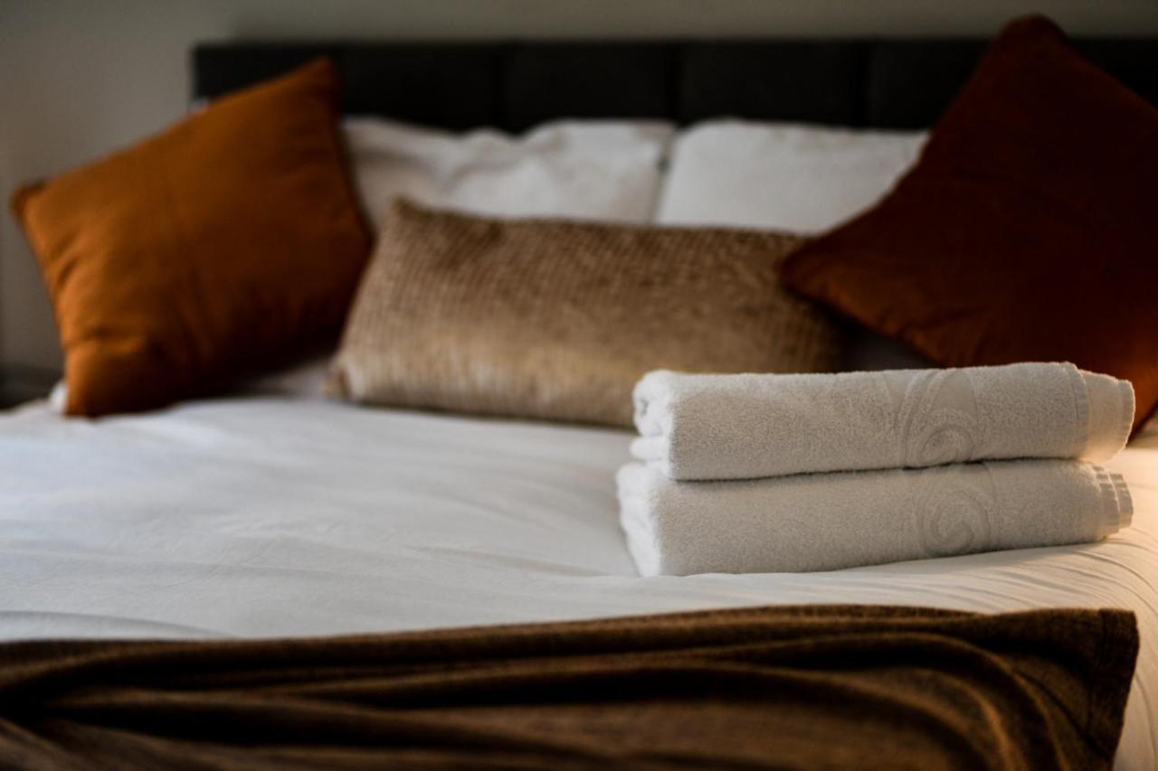 Onpoint Apartments - Spacious 2 Bedroom Apt - City Centre With Balcony Manchester Exteriér fotografie